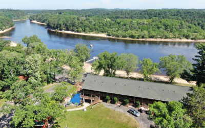 Family Reunion in Wisconsin Dells at Cedar Lodge and Settlement.