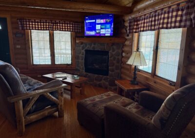 Log Cabin with loft, full kitchen, whirlpool, lodging on the lower dells WI. River at Cedar Lodge and Settlement, cabin rentals