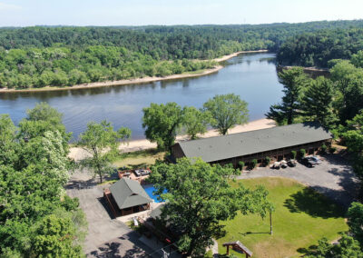 Waterfront resort, River view Kitchenette lodging on the lower dells WI. River at Cedar Lodge and Settlement