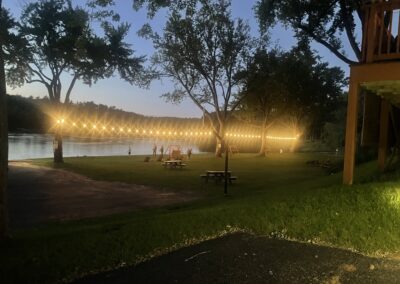 Courtyard and beach at Cedar Lodge and Settlement in Wisconsin Dells, Cabin rentals, waterfront resort